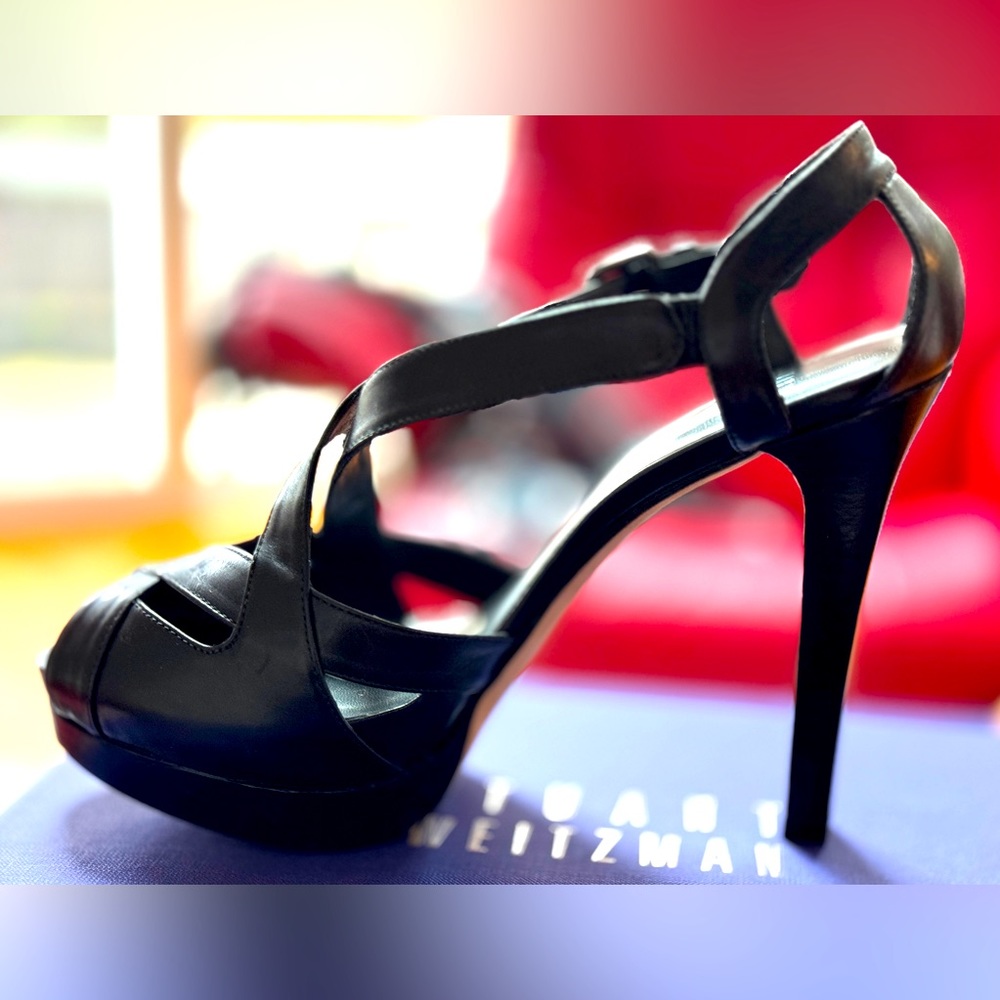 Stuart Weitzman strappy sandal NWOT